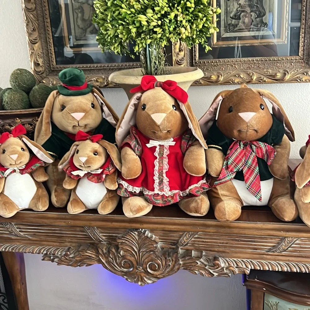 Christmas Bunnies 🐰 - Picture 3 of 5